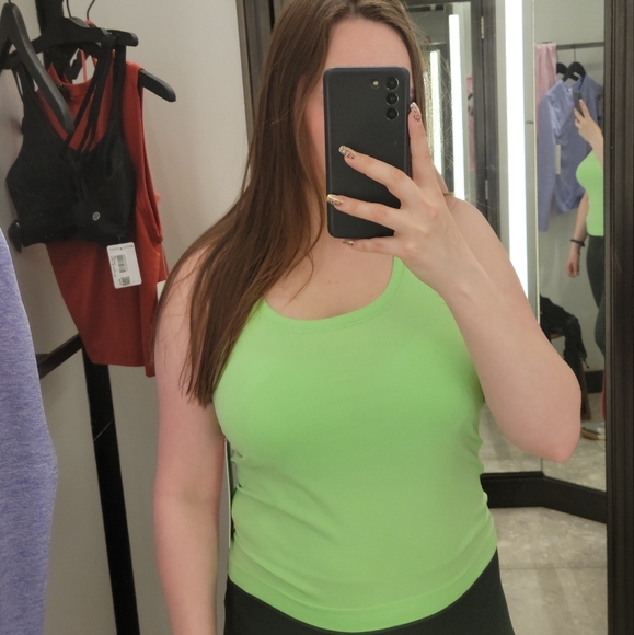 Meet your Posher, Skye - Picture 3 of 3